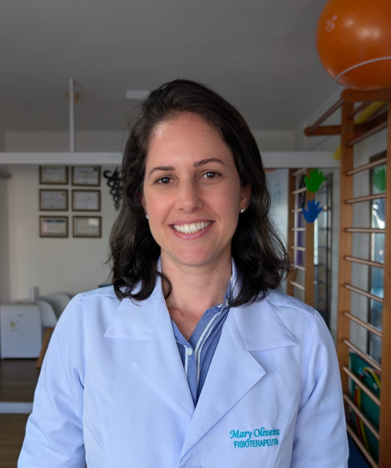 Fisioterapeuta especialista em fisioterapia ortopédica e RPG
